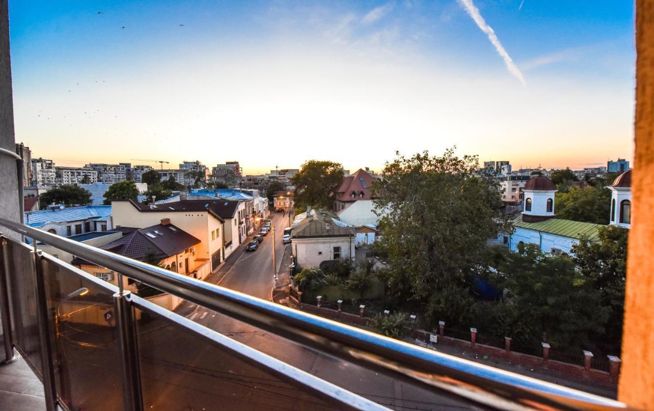 Royal Accommodation Букурещ Екстериор снимка