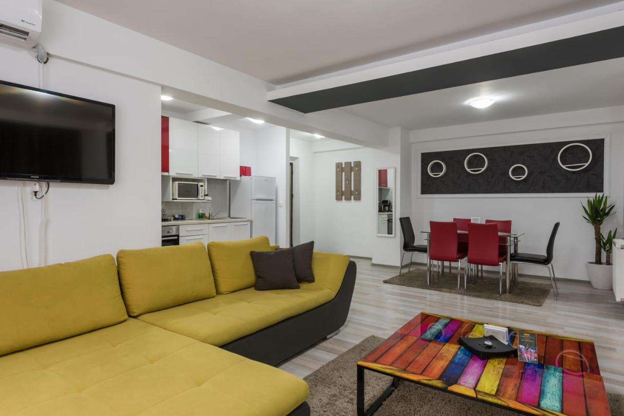 Royal Accommodation Букурещ Екстериор снимка