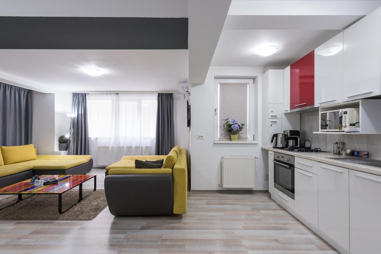Royal Accommodation Букурещ Екстериор снимка