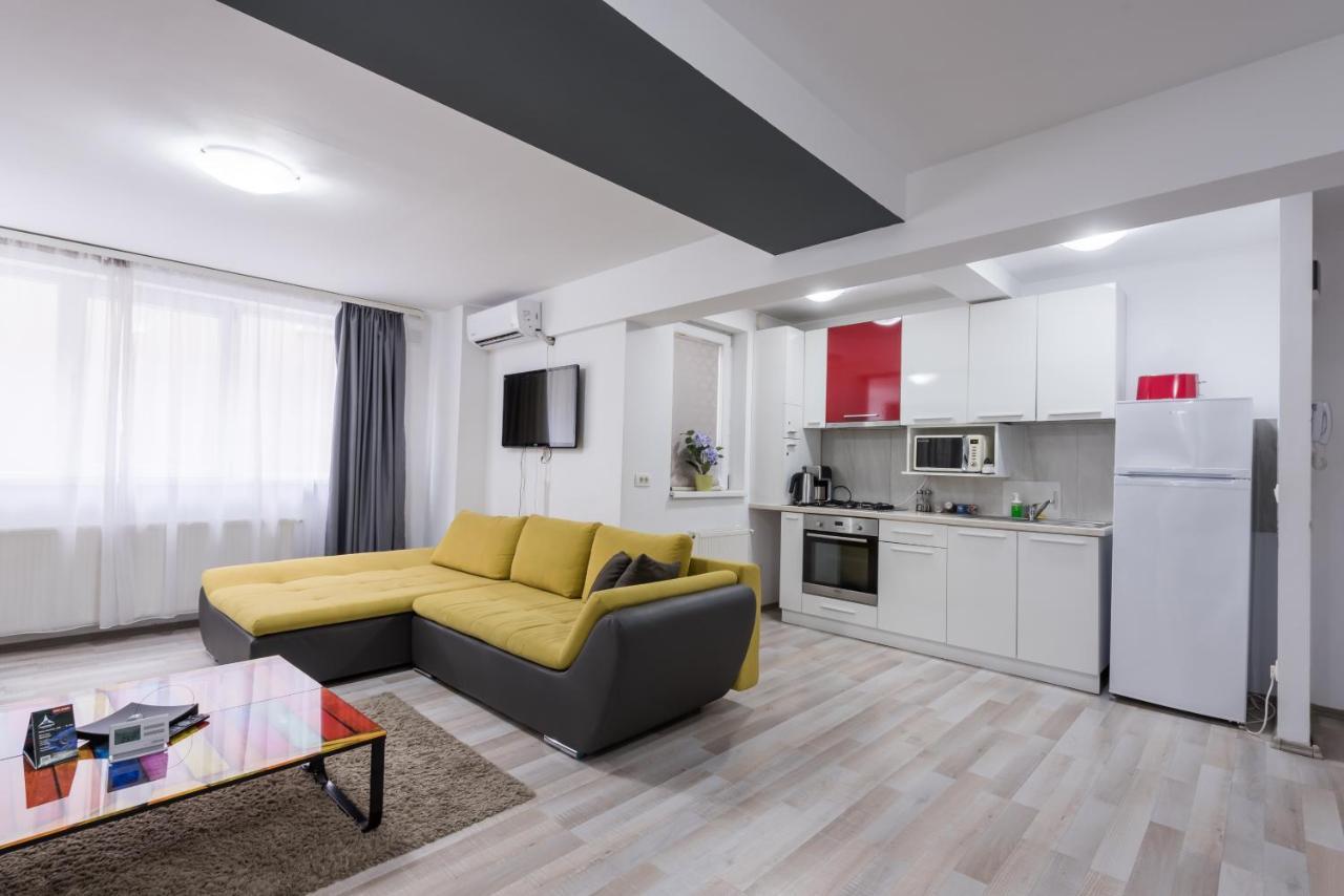 Royal Accommodation Букурещ Екстериор снимка
